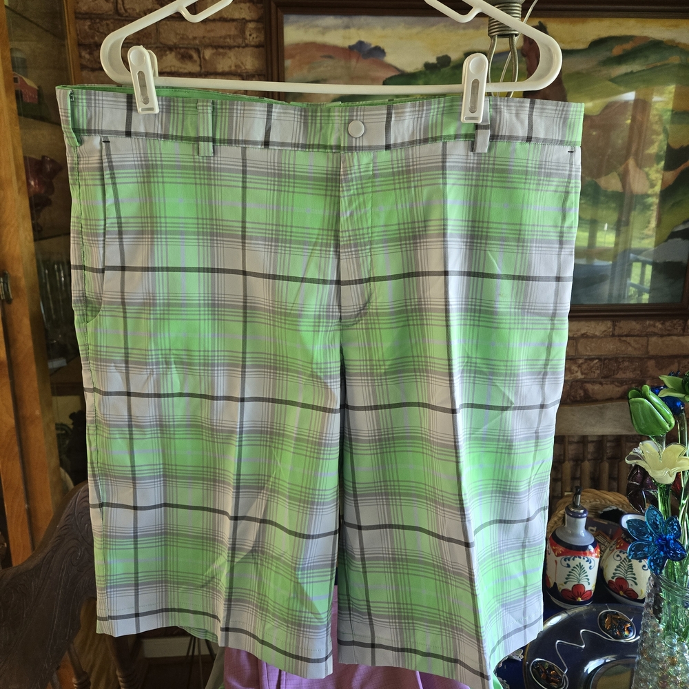 Green Plaid Men's Shorts